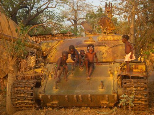 children war tank