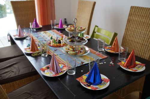 children's birthday table table decorations