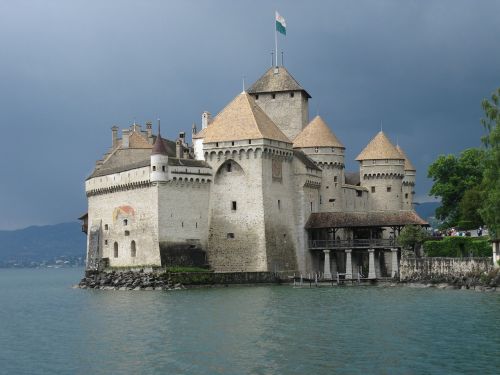 chillon castle montreaux switzerland