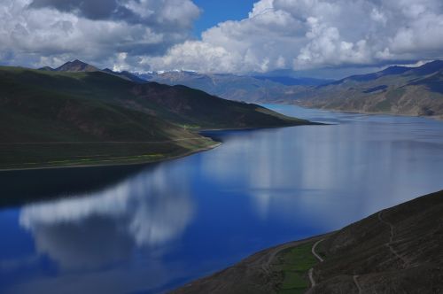 china tibet yamdrok lake