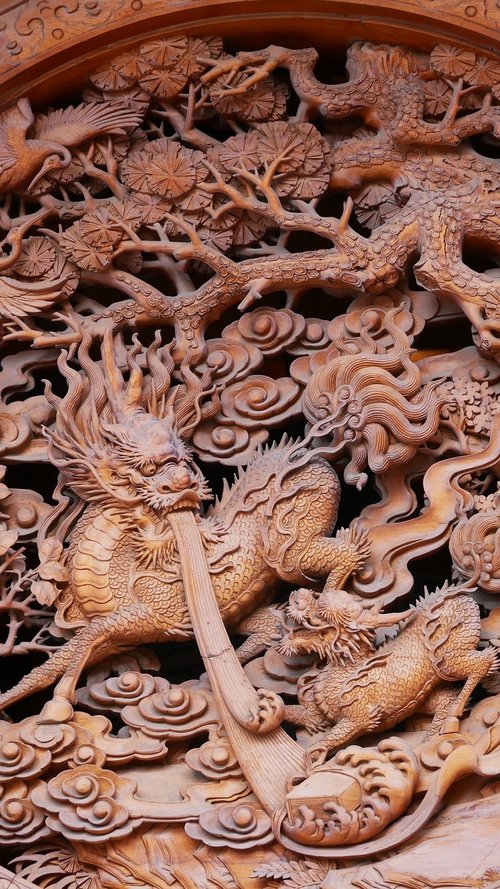 china  dragon  wood