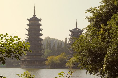 china  guilin  pagoda