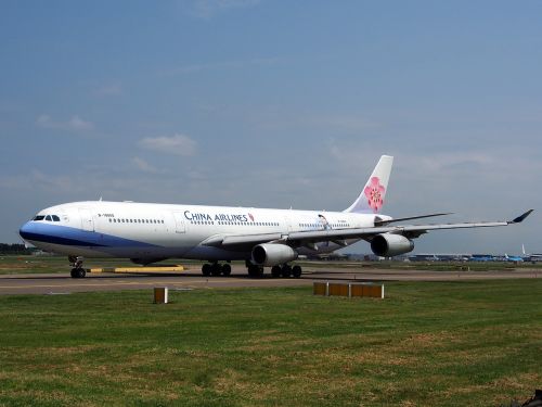 china airlines airbus a340 aircraft