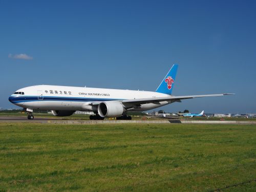 china southern airlines boeing 777 aircraft