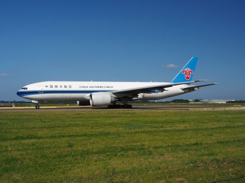 china southern airlines boeing 777 aircraft