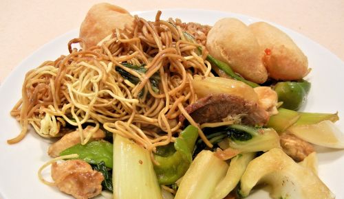 chinese food noodles fried shrimp