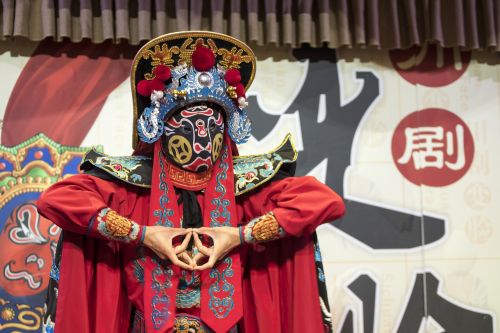 chinese opera mask costume