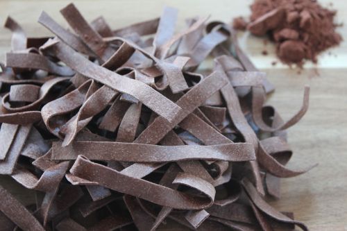 chocolate noodles sweet