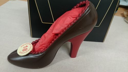 chocolate gift high heel