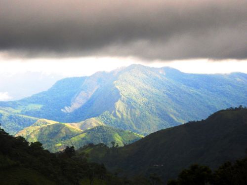 Chorro El Indio And Mountains