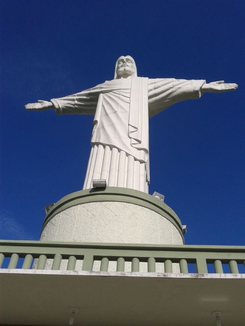 christ the redeemer morrinhos replica