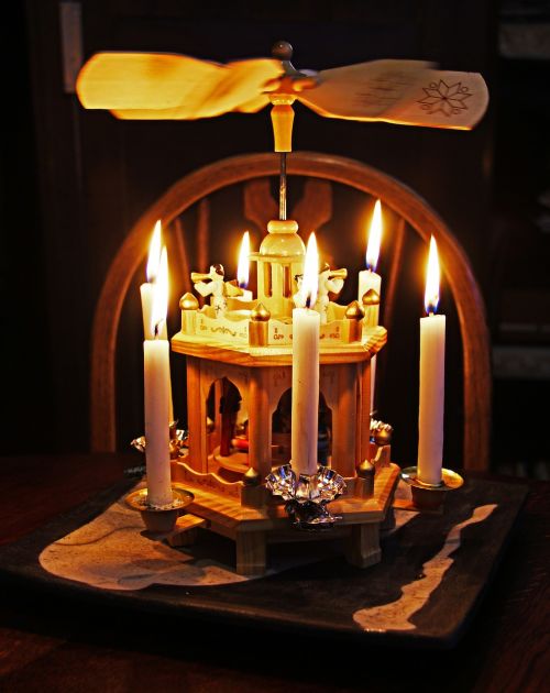 christmas carousel candle