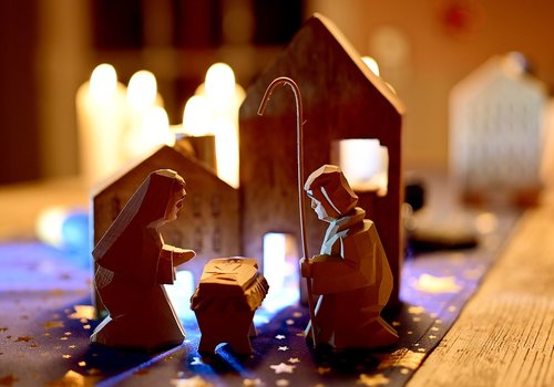 christmas  holy family  nativity scene