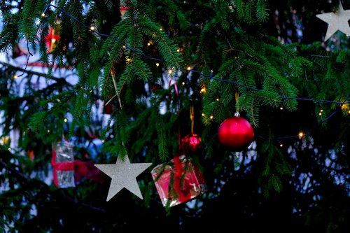 christmas  tree decorations  decoration