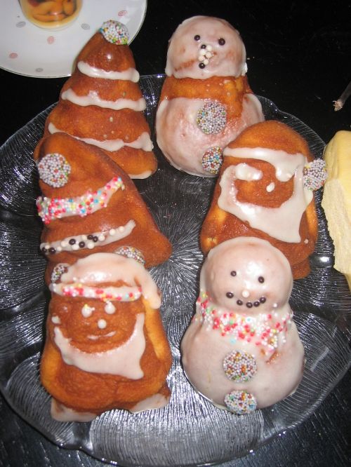 christmas snow man pastries