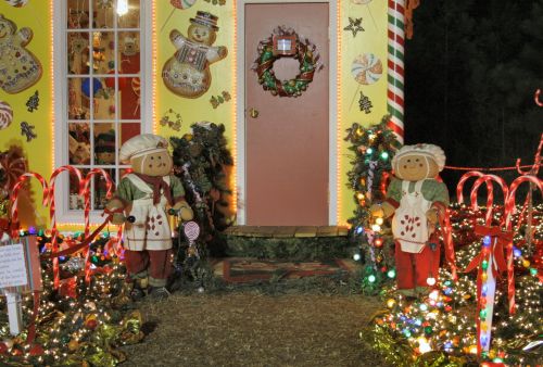 Christmas Gingerbread House 2