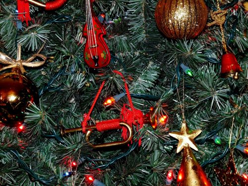 christmas tree holiday ornaments