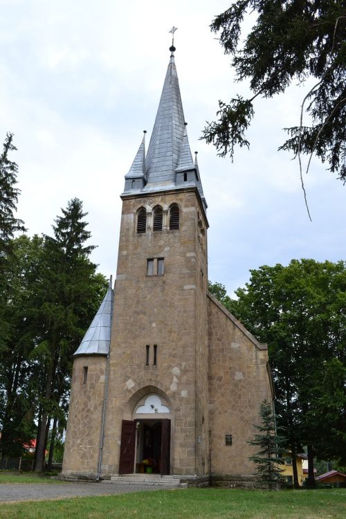 church międzylesie monument