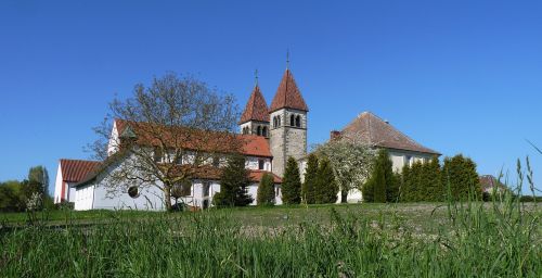 church reichenau lake constance