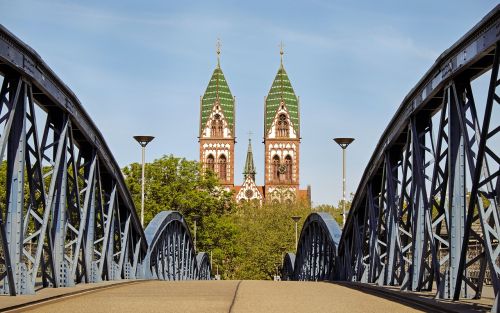 church jesus heart bridge