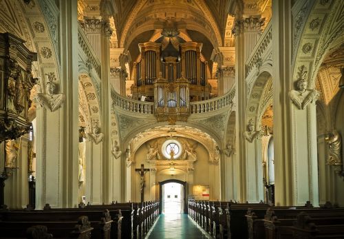 church architecture vault