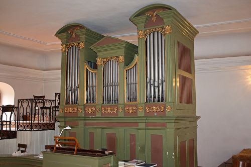 church organ music