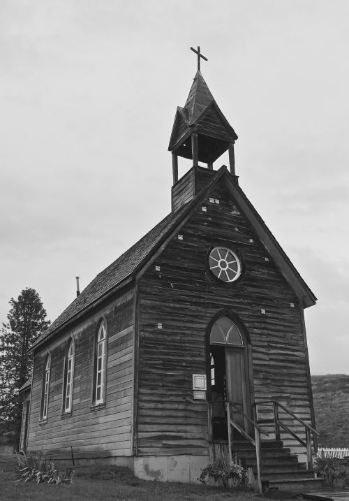 church wooden kelowna