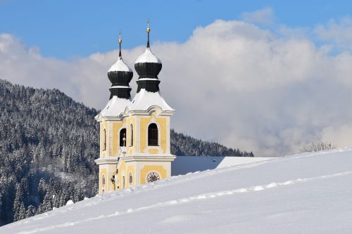 church winter snowy
