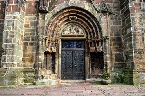 church input door