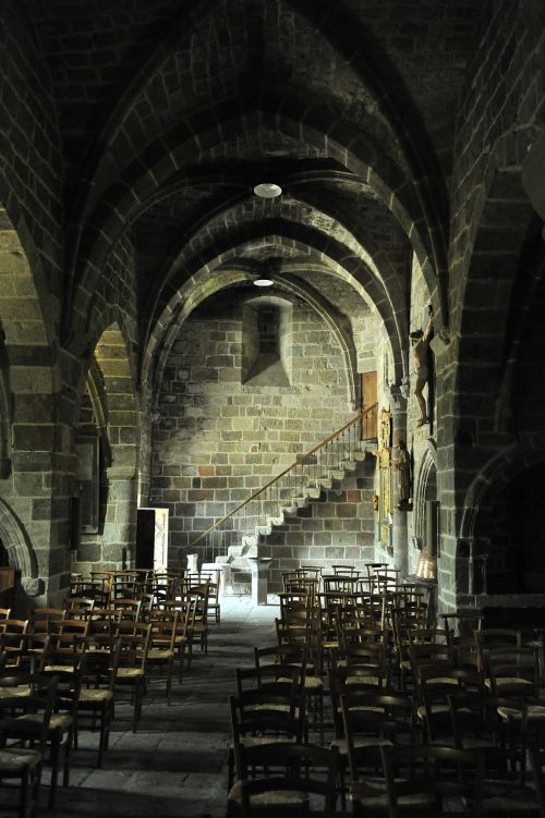 church peasant nave