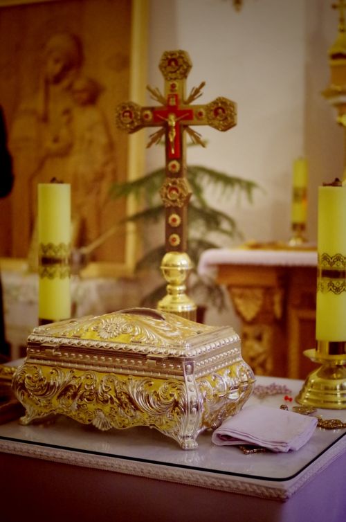 church casket cross
