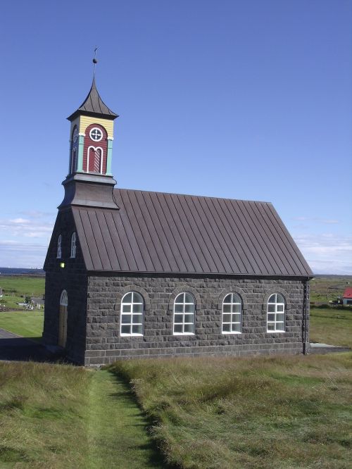 church iceland architecture