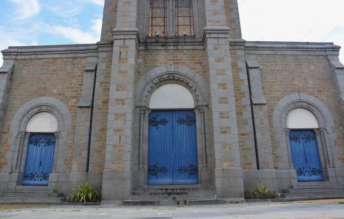 church portal church of rochebonne britain france door blue
