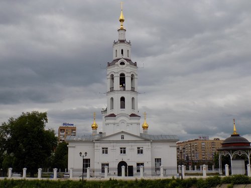 church  cathedral  temple