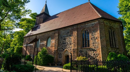 church  building  architecture