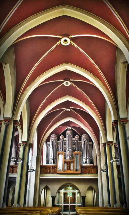 church organ nave