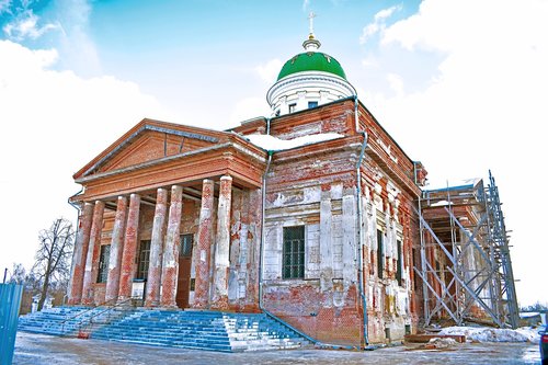 church  temple  building