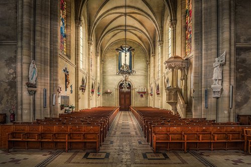 church  nave  architecture
