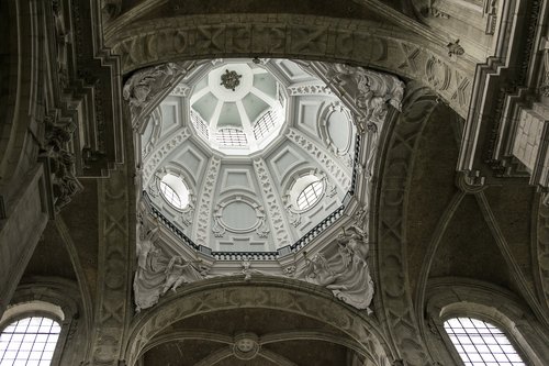 church  dome  architecture