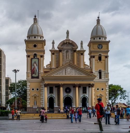 church basilica of chiquinquira building