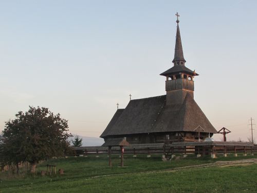 church wood transylvania