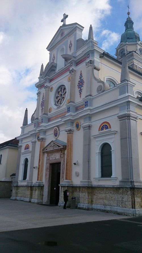 church slovenia faith