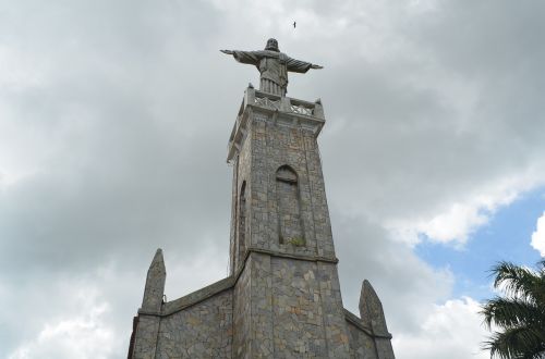 church sky viçosa