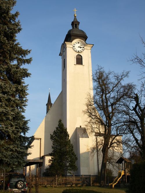 church pfarrkirche neuhofen