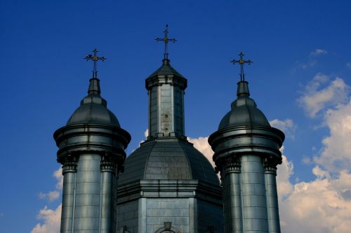 church sky cloud