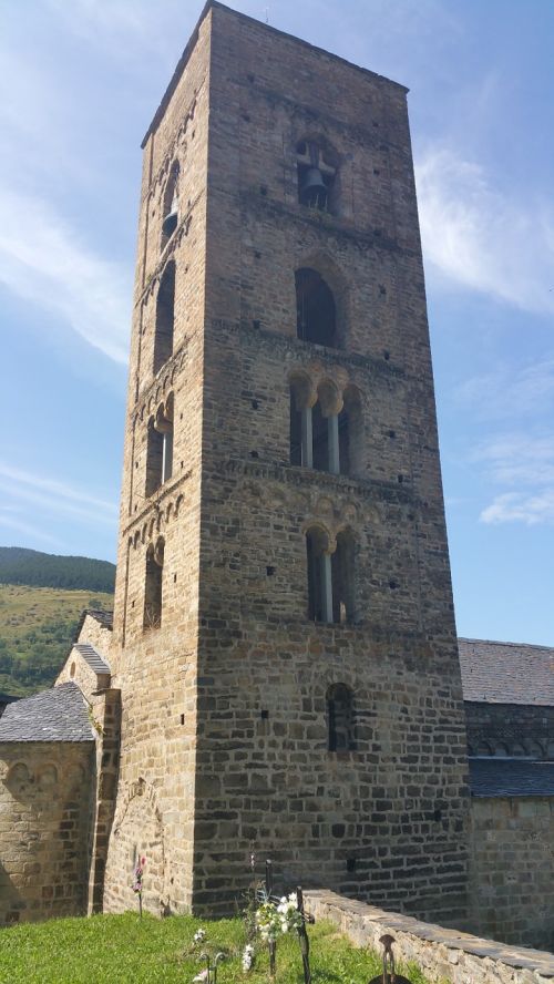 church romanesque the vall de boí