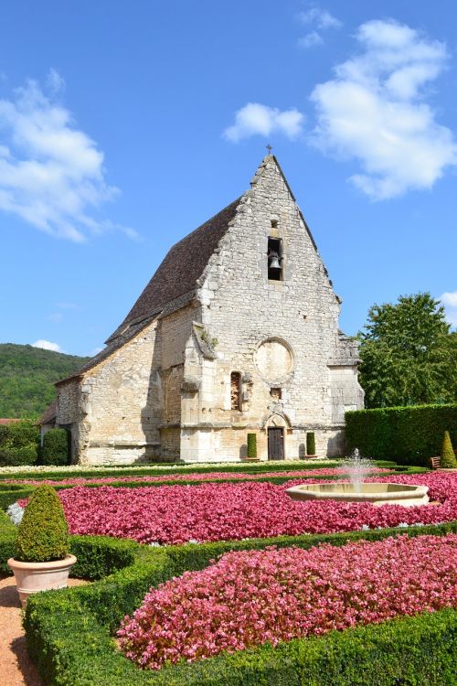 church stone church chateau des milandes