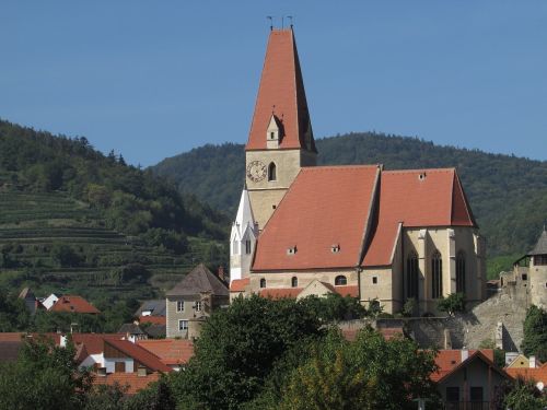 church danube valley wachau
