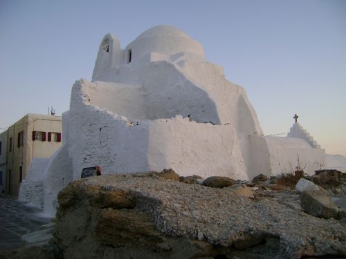 church of panagia paraportiani mykonos greece