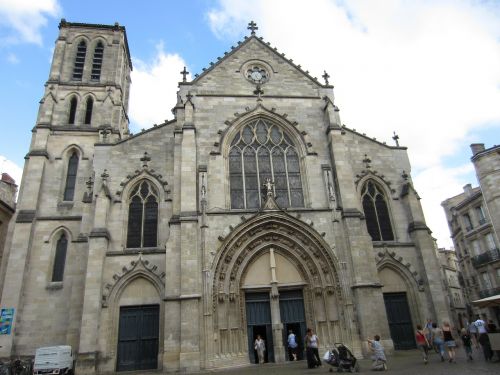 church of st pierre bordeaux religion